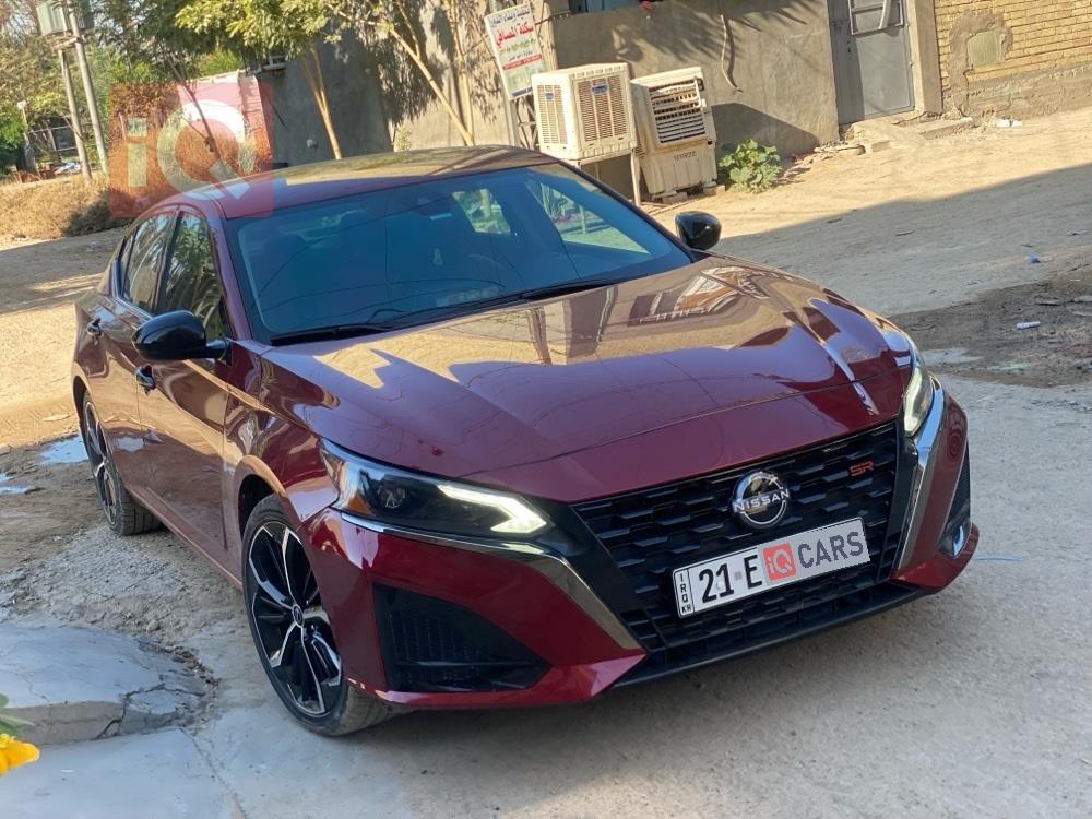 نيسان ألتيما